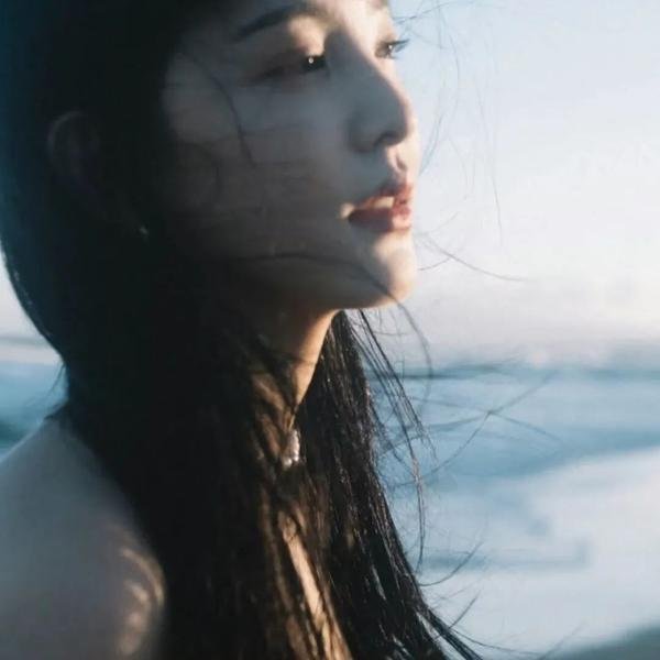 32颗药丸：我姐姐的自杀